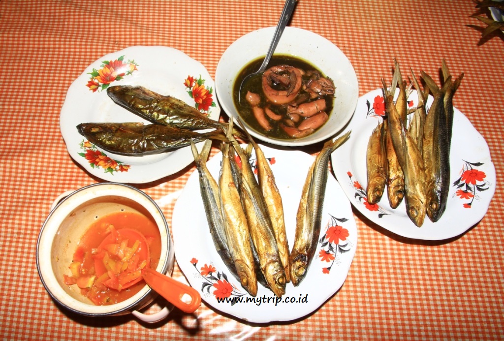 MARI MENGENAL POTENSI WISATA DI SULAWESI BARAT